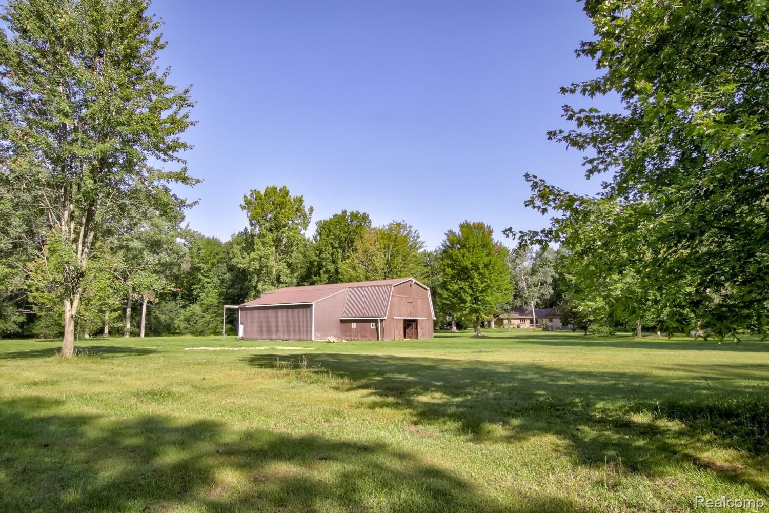 5674 Townline Road Birch Run, MI 48415 - Photo 47 of 52 5674 Townline Birch Run -47.jpg