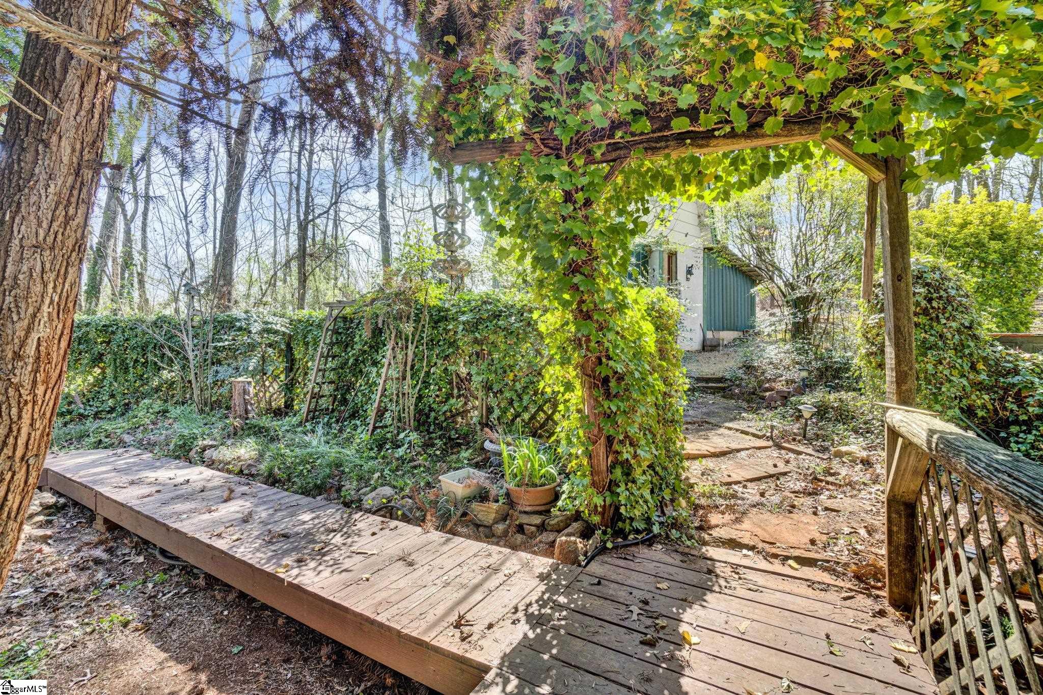 270 Red Hawk Drive Campobello, SC 29322 - Photo 32 of 44