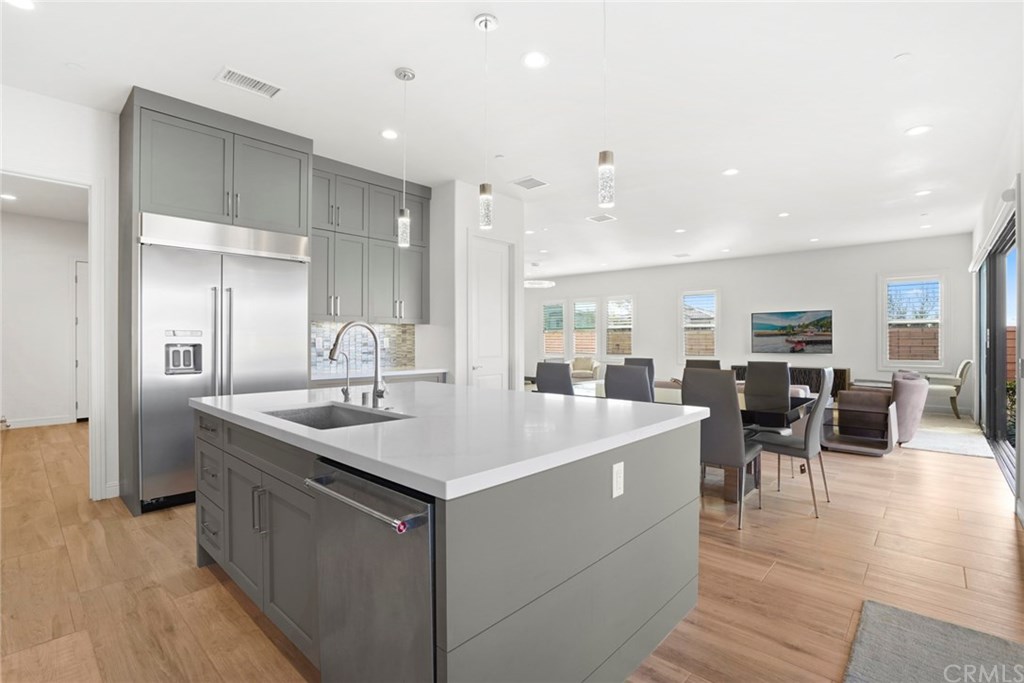 39 Barberry Lake Forest, CA 92630 - Photo 5 of 28