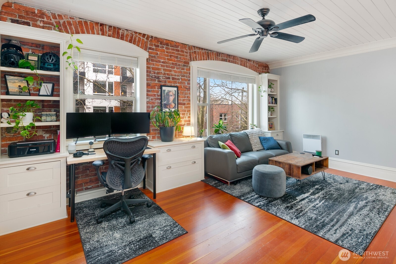 7 Harrison Street, Unit 39 Seattle, WA 98109 - Photo 9 of 27