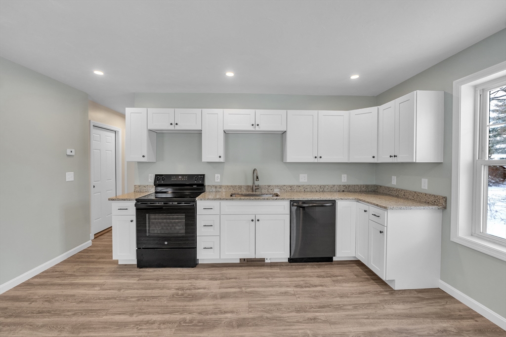 46 Juniper Street Winchendon, MA 01475 - Photo 5 of 42