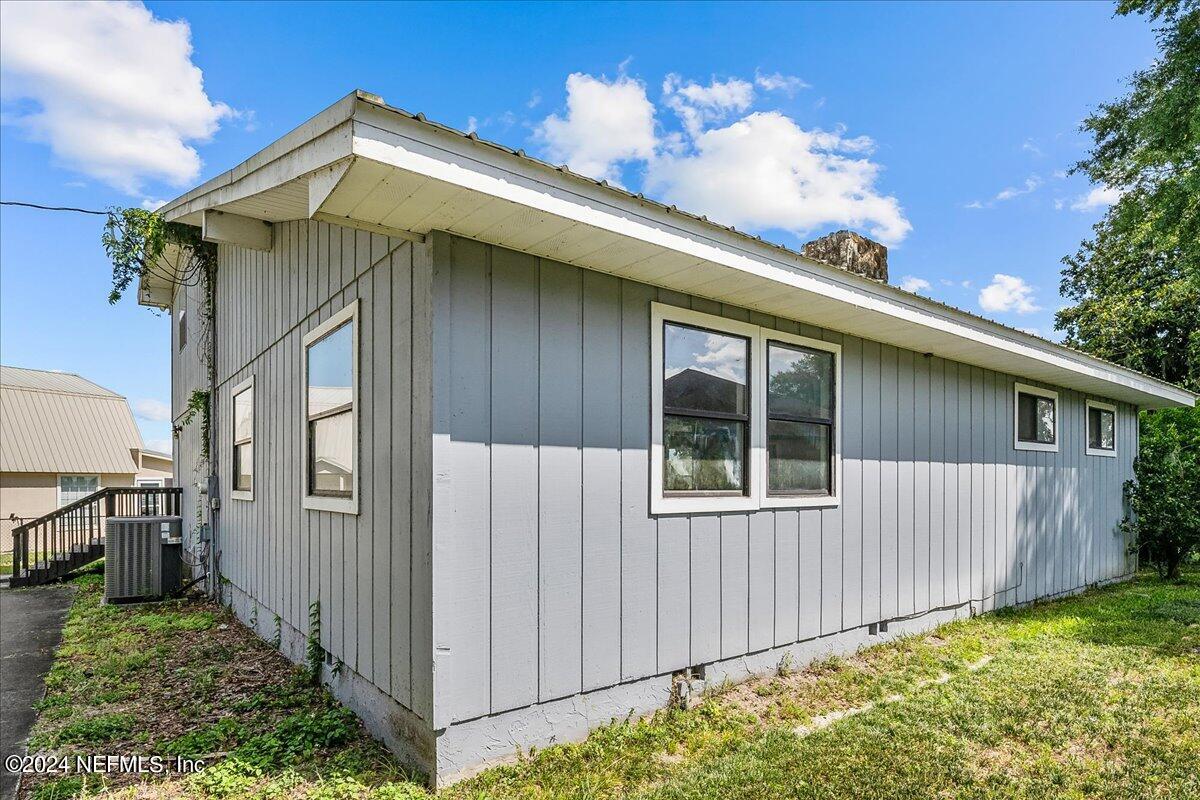 311 West River Road Palatka, FL 32177 - Photo 6 of 36 03-JWLeePhoto-1265