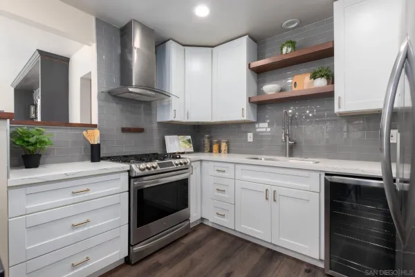$1,380,000 | 1880 Catalina Boulevard, San Diego, CA 92107