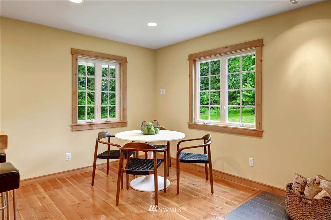 17816 Commons Road Southwest Vashon, WA 98070 - Photo 11 of 40