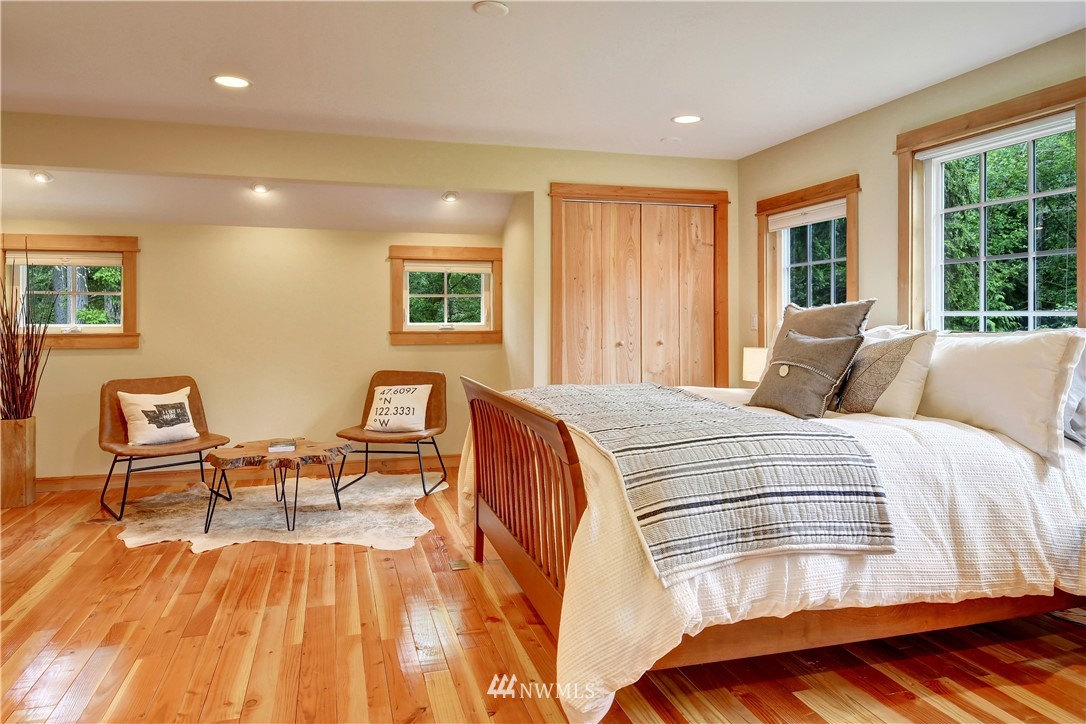 17816 Commons Road Southwest Vashon, WA 98070 - Photo 16 of 40