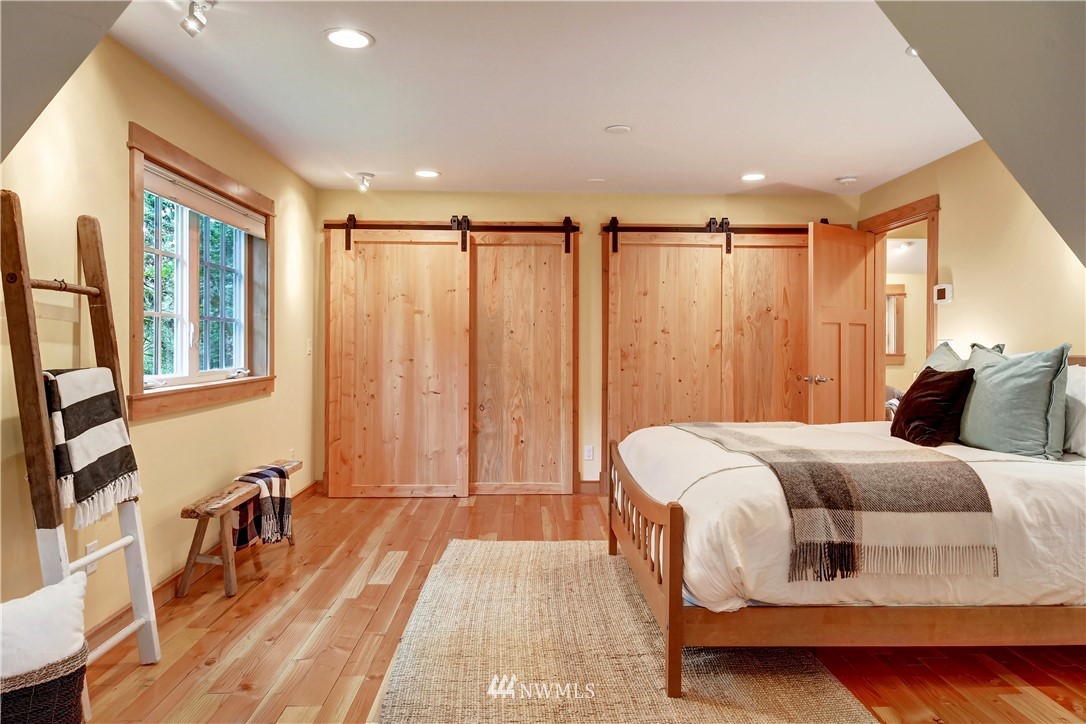 17816 Commons Road Southwest Vashon, WA 98070 - Photo 21 of 40