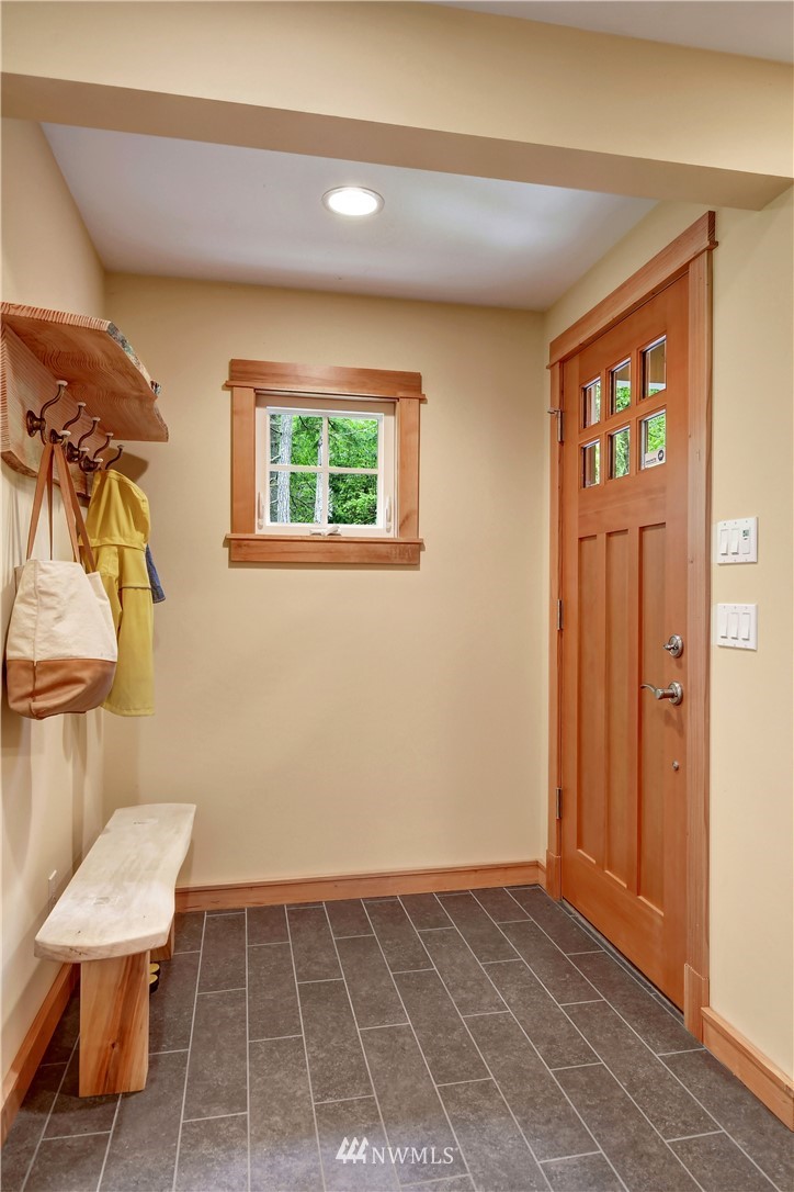 17816 Commons Road Southwest Vashon, WA 98070 - Photo 22 of 40