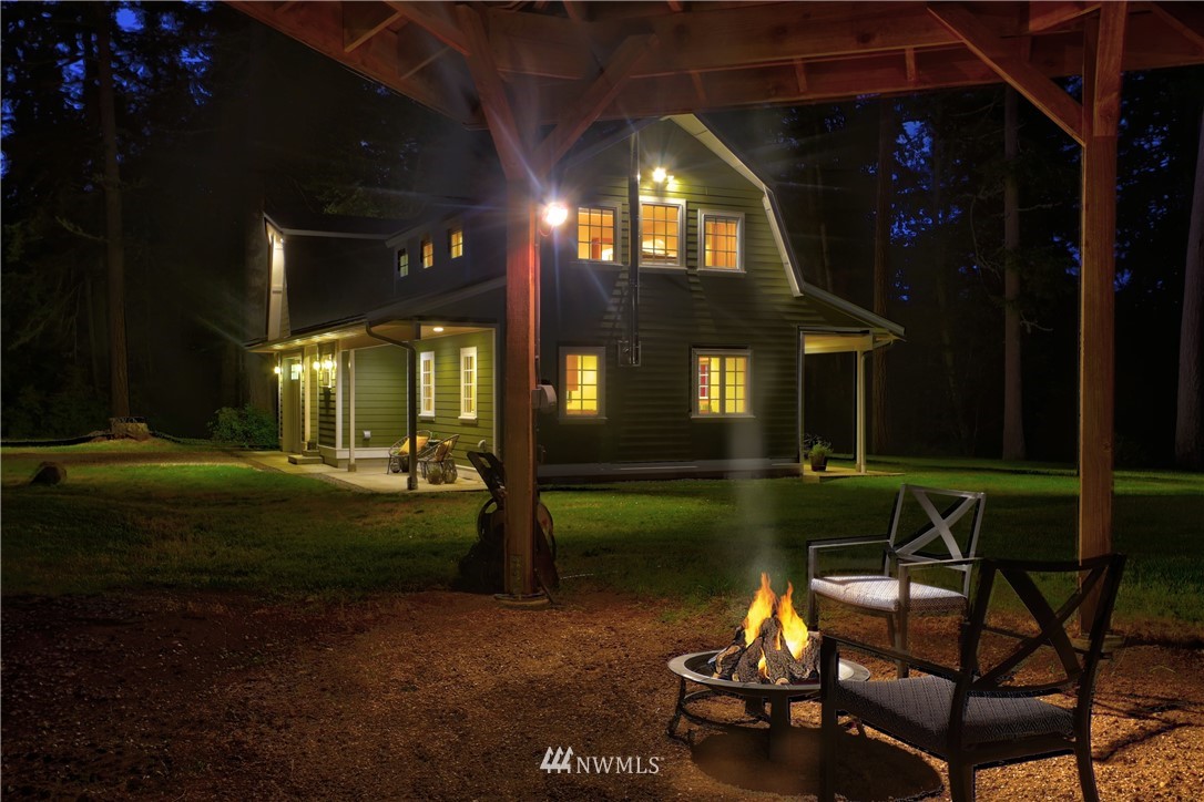 17816 Commons Road Southwest Vashon, WA 98070 - Photo 38 of 40