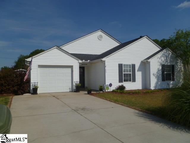 203 Manitou Way Fountain Inn, SC 29644 - Photo 2 of 21 Gallery Image 2