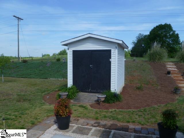 203 Manitou Way Fountain Inn, SC 29644 - Photo 18 of 21 Gallery Image 18