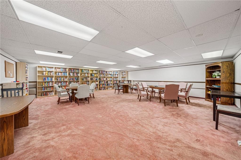 2160 Greentree Road, Unit 100W Pittsburgh, PA 15220 - Photo 23 of 26 Library, Game Room