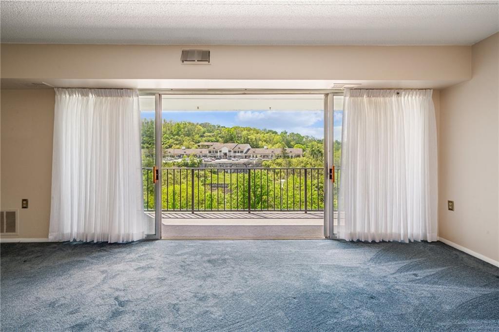 2160 Greentree Road, Unit 100W Pittsburgh, PA 15220 - Photo 24 of 26 Views from living room