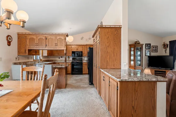 $945,000 | 3434 Willow Road, Green Bay, WI 54311