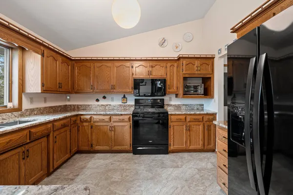 $945,000 | 3434 Willow Road, Green Bay, WI 54311