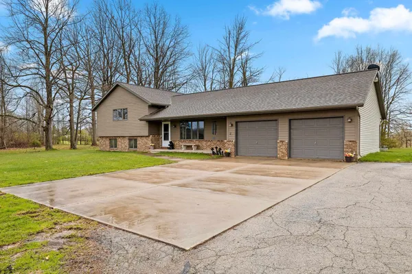 $945,000 | 3434 Willow Road, Green Bay, WI 54311