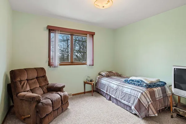 $945,000 | 3434 Willow Road, Green Bay, WI 54311