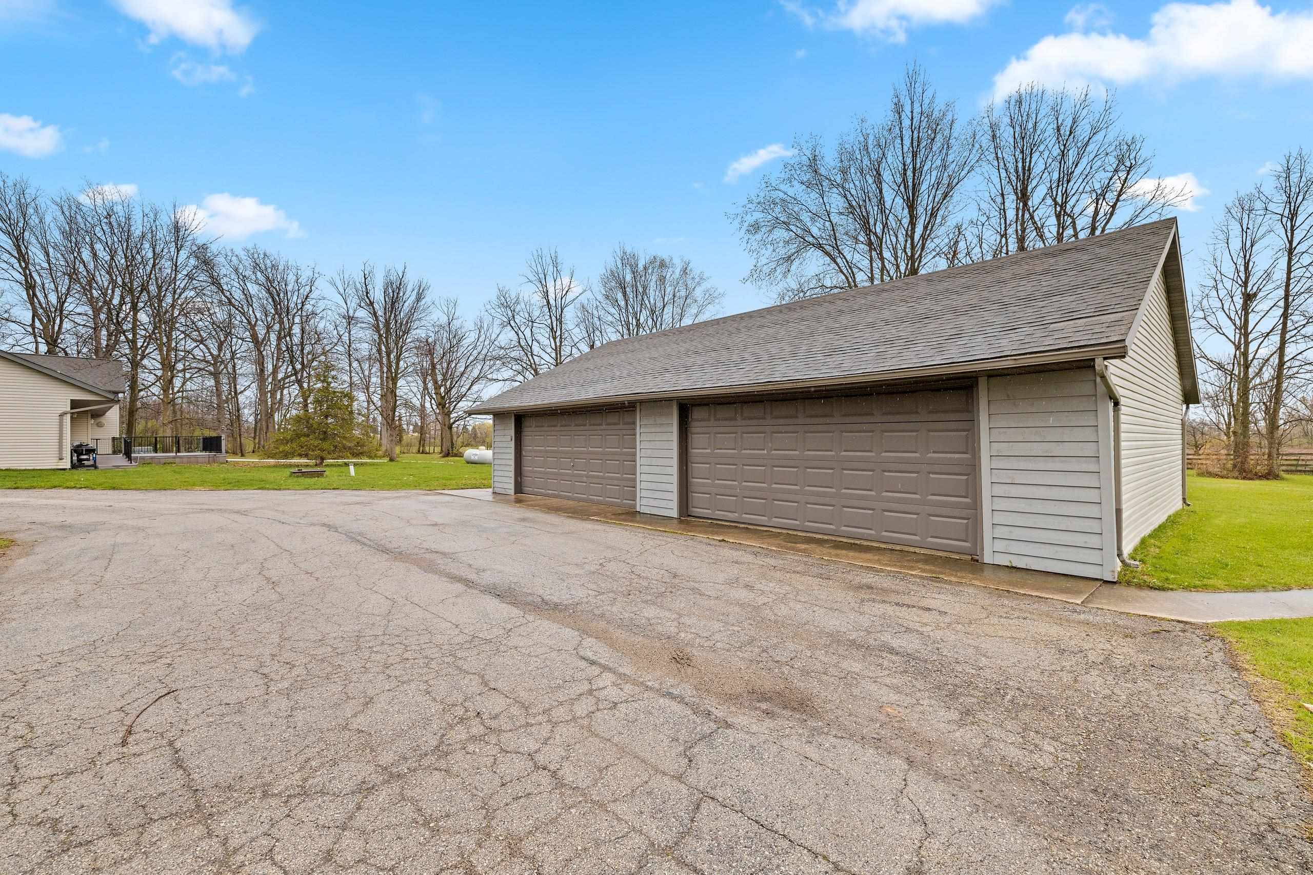 3434 Willow Road Green Bay, WI 54311 - Photo 3 of 82