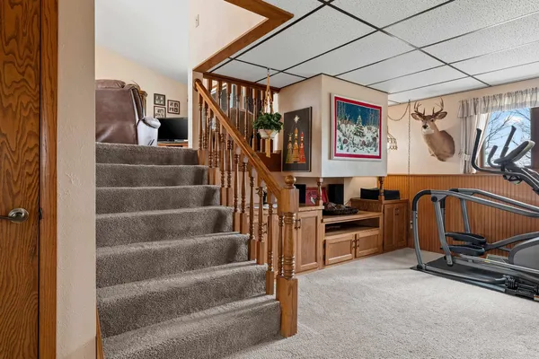 $945,000 | 3434 Willow Road, Green Bay, WI 54311