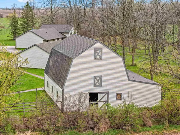 $945,000 | 3434 Willow Road, Green Bay, WI 54311