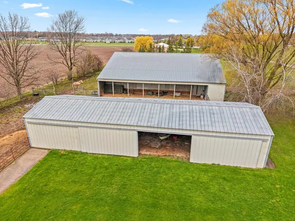 $945,000 | 3434 Willow Road, Green Bay, WI 54311