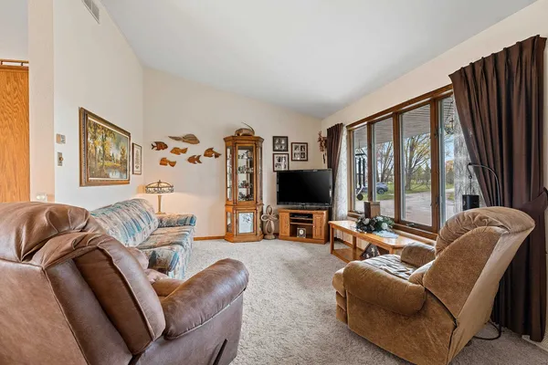 $945,000 | 3434 Willow Road, Green Bay, WI 54311