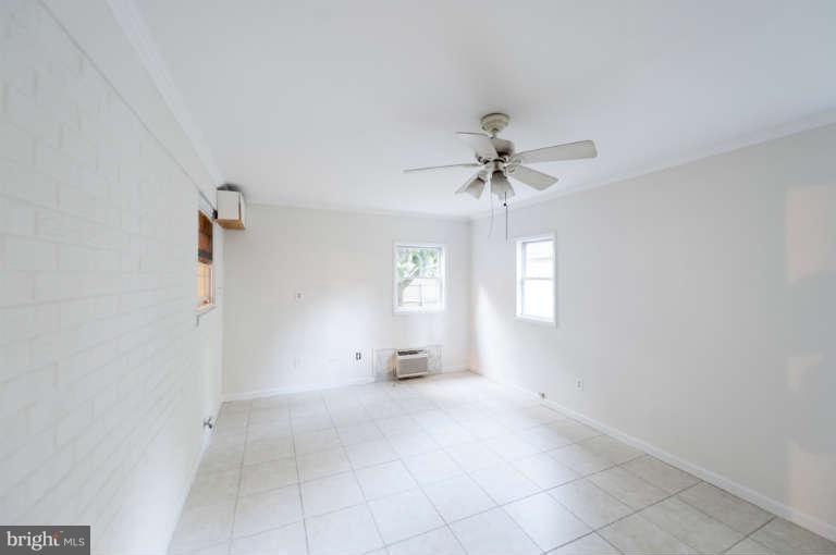 5209 Richenbacher Avenue Alexandria, VA 22304 - Photo 14 of 30 Family Room