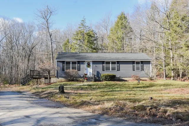 $375,000 | 361 Captain Clark Highway, Wilton, NH 03086