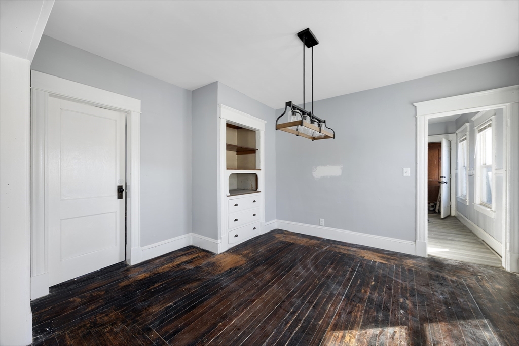 21-23 Santa Barbara Street Springfield, MA 01104 - Photo 9 of 23