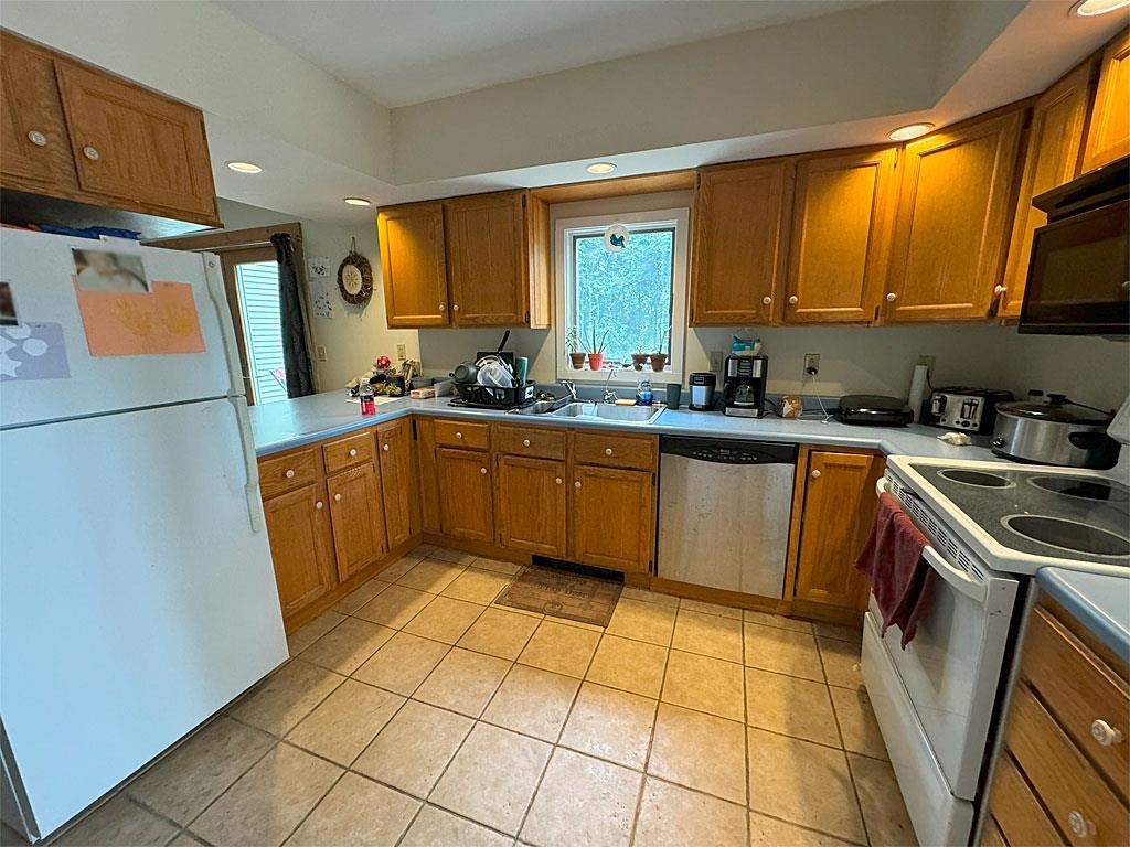 24 East Washington Street Rutland, VT 05701 - Photo 4 of 25