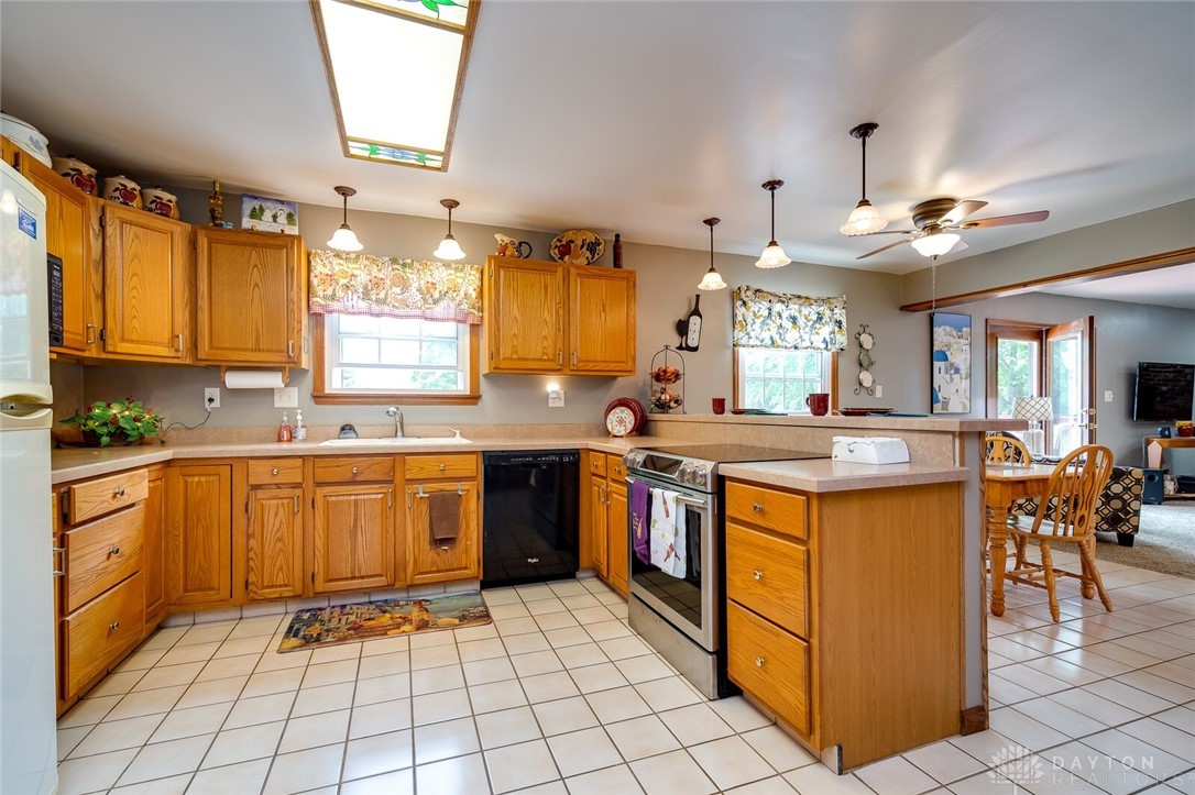 1520 Richland Road Spring Valley, OH 45370 - Photo 10 of 54 Gallery Image 10