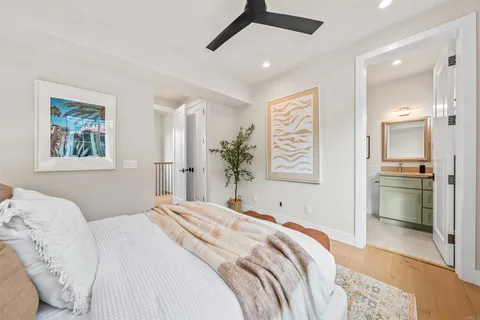 $3,750,000 | 305 J Avenue, Coronado, CA 92118