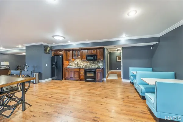 $735,000 | 1 Twin Oaks Lane, Williamsville, MO 63967