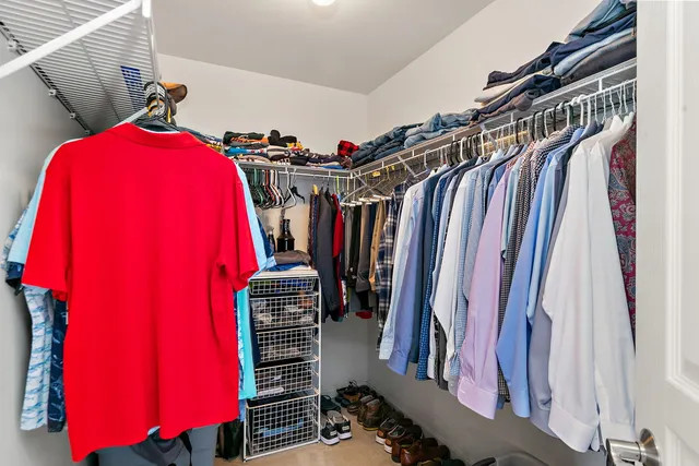 $279,000 | 2706 Kendall Crossing, McHenry, IL 60051