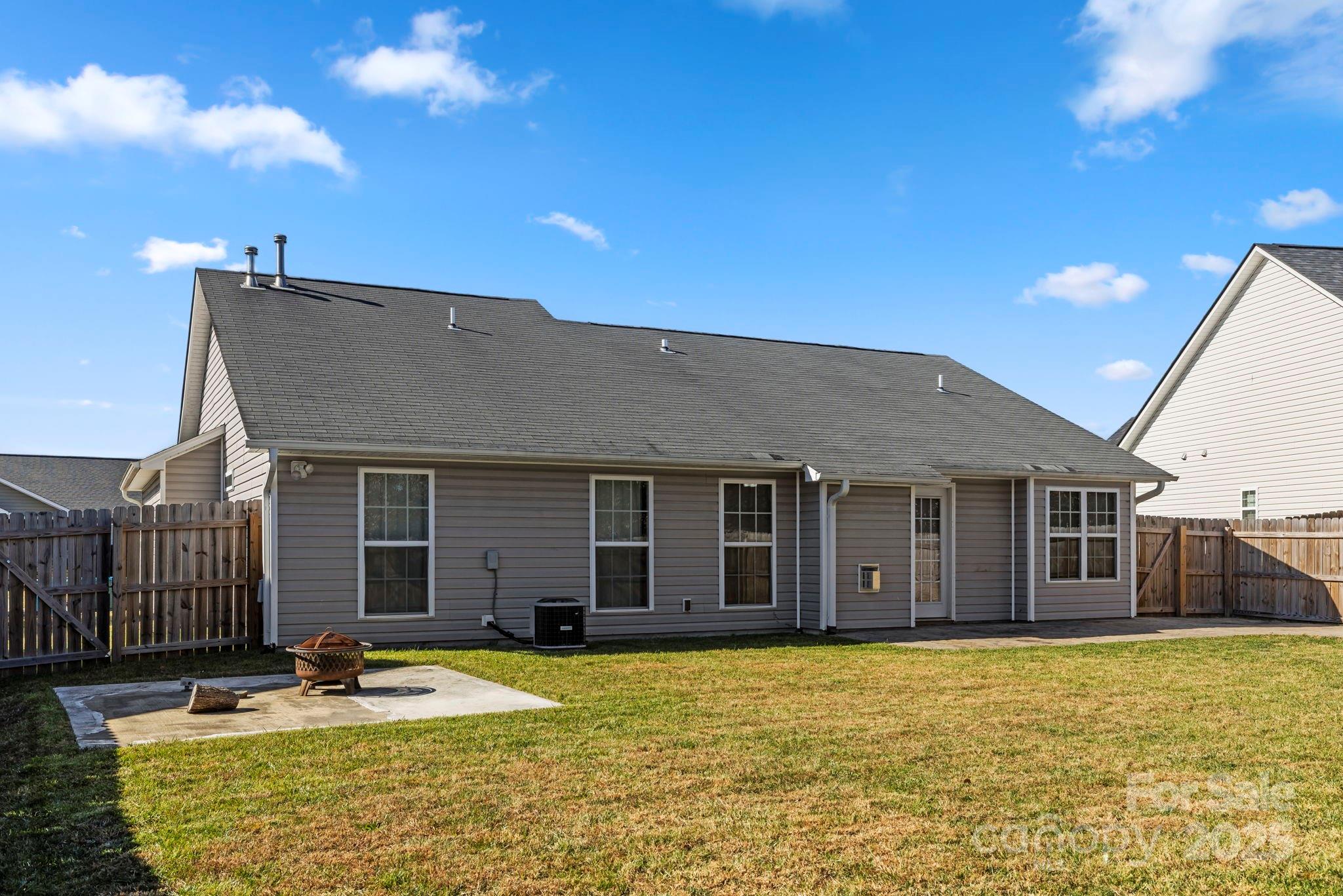 284 Mud Creek Road Fletcher, NC 28732 - Photo 28 of 36 a house with swimming pool in front of it
