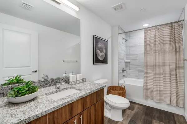 $2,150 | 4250 Lakewood Road, Unit 101, Palm Springs, FL 33461