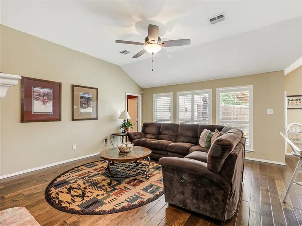 $450,000 | 10717 Brandenberg Drive, Frisco, TX 75035
