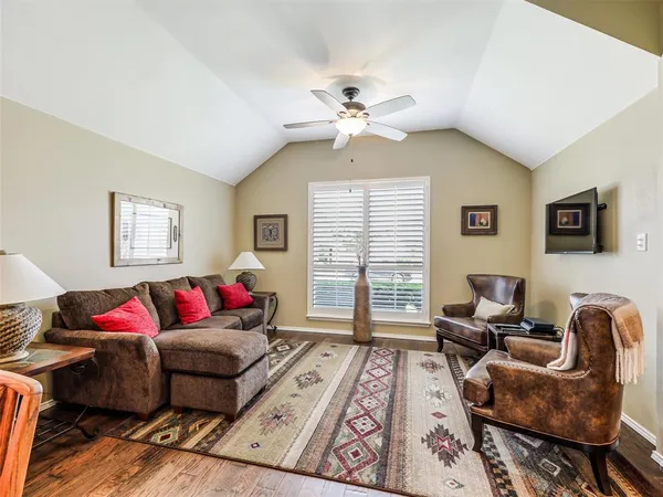 $450,000 | 10717 Brandenberg Drive, Frisco, TX 75035