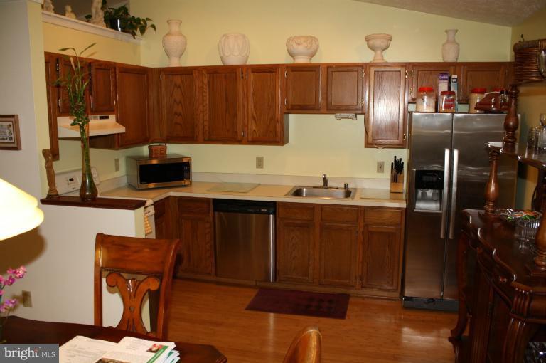 1748 Poplar Ridge Road Pasadena, MD 21122 - Photo 14 of 19 Kitchen