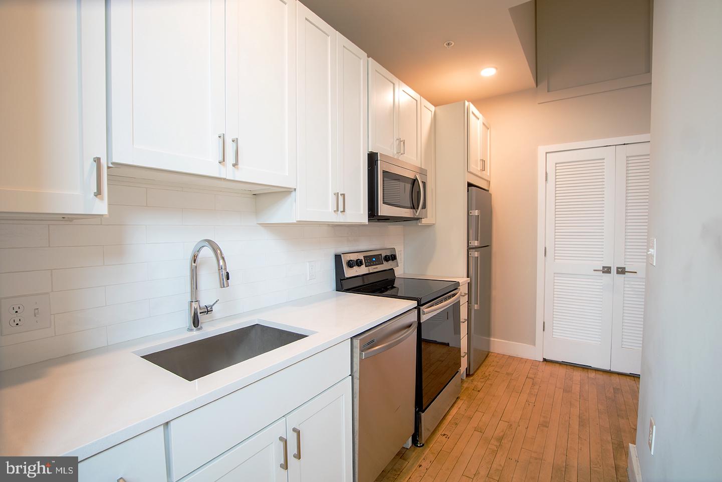 1300 South 19th Street, Unit 101 Philadelphia, PA 19146 - Photo 7 of 17