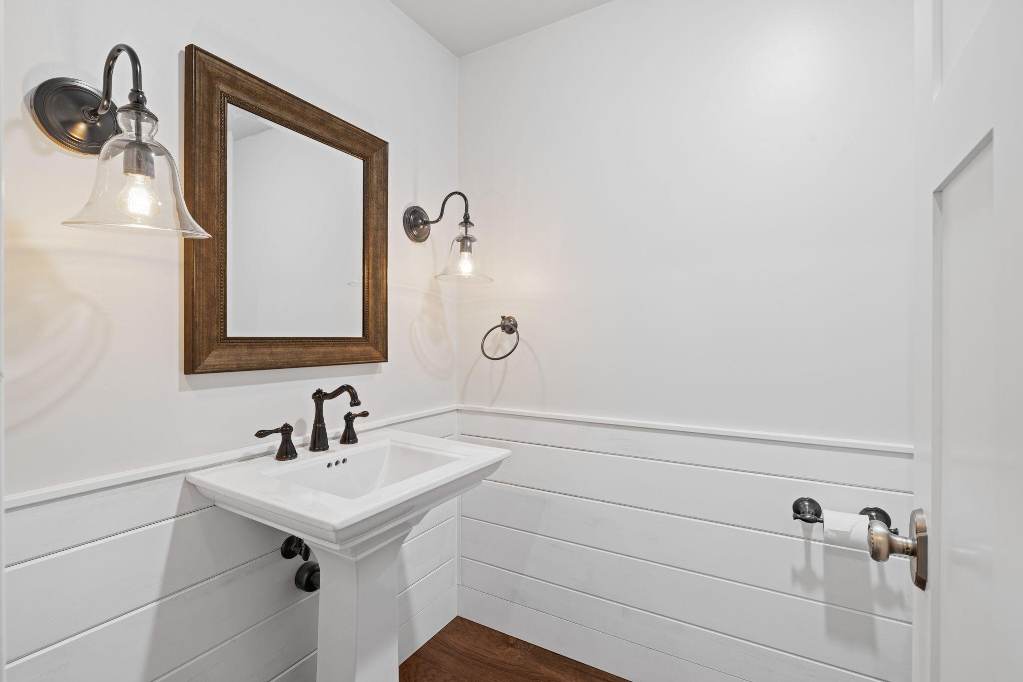 10999 North Applegate Road Grants Pass, OR 97527 - Photo 17 of 96 16-web-or-mls-WCI_6467