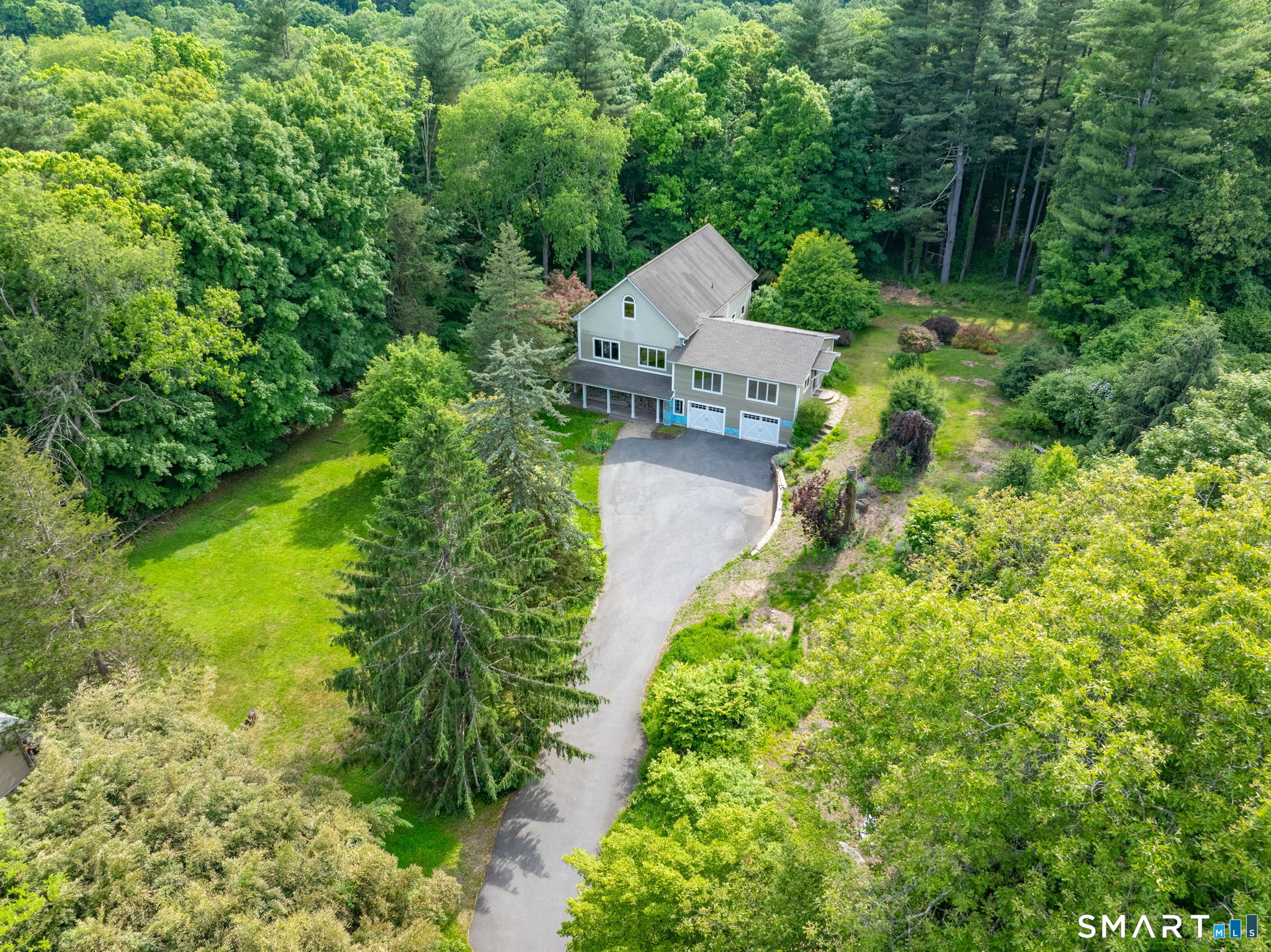 13 Windaway Road Bethel, CT 06801 - Photo 2 of 37