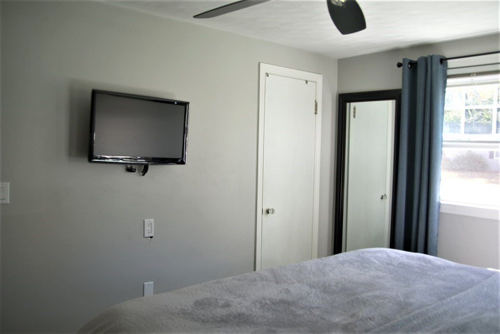 39 Elmfield Road Framingham, MA 01701 - Photo 19 of 27