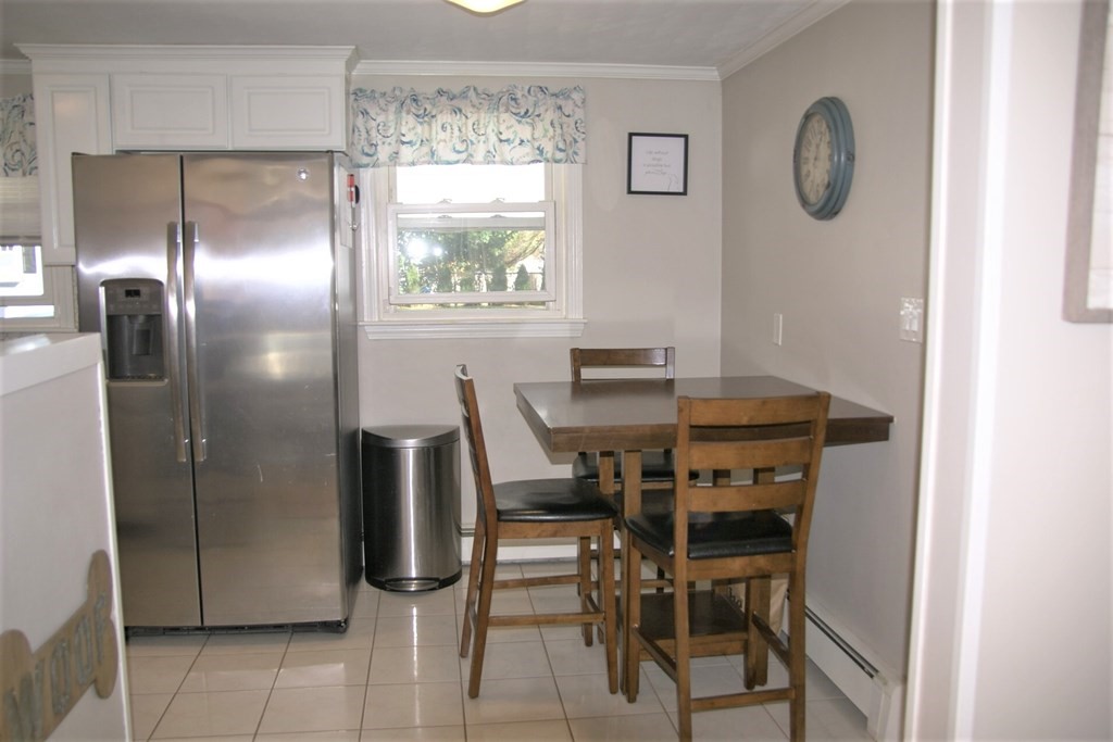 39 Elmfield Road Framingham, MA 01701 - Photo 5 of 27