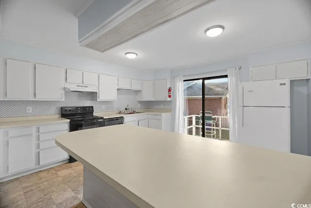 $530,000 | 626 3rd Avenue South, Surfside Beach, SC 29575