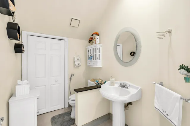 $2,249,000 | 6175 Northwest 32nd Avenue, Boca Raton, FL 33496