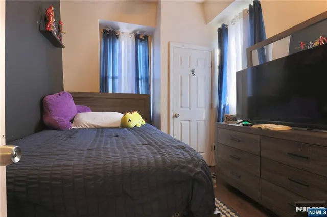 $529,000 | 14-16 Fuller Place, Irvington, NJ 07111