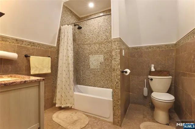 $529,000 | 14-16 Fuller Place, Irvington, NJ 07111