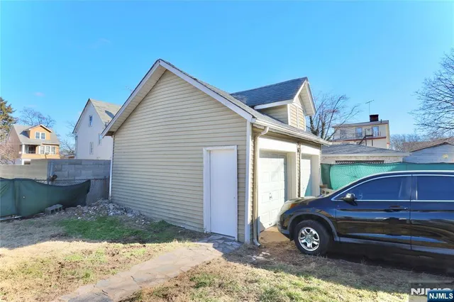 $529,000 | 14-16 Fuller Place, Irvington, NJ 07111