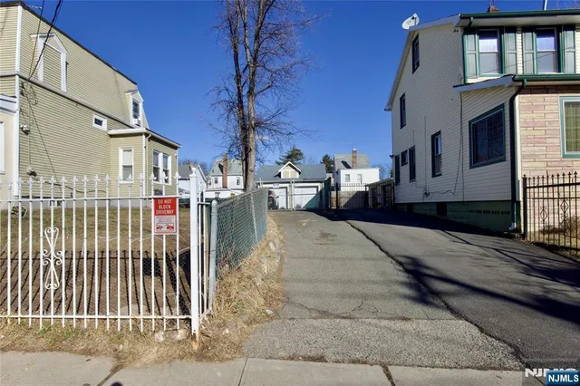 $529,000 | 14-16 Fuller Place, Irvington, NJ 07111