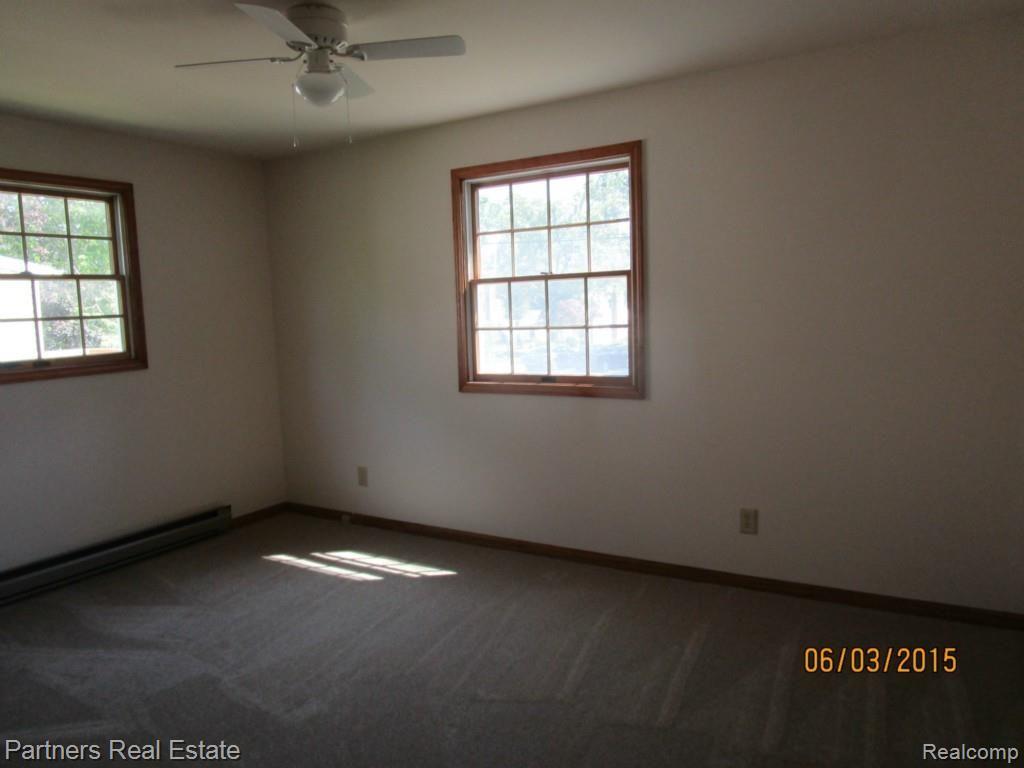 3529 Rush Lake Road Pinckney, MI 48169 - Photo 3 of 12 Bedroom 1.jpg